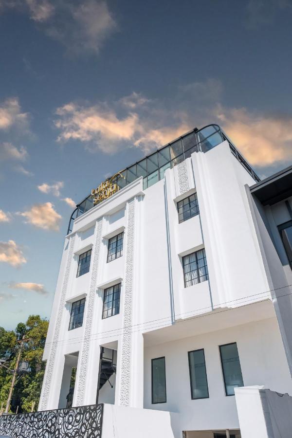 Kala Hotel Semarang Jomblang Εξωτερικό φωτογραφία