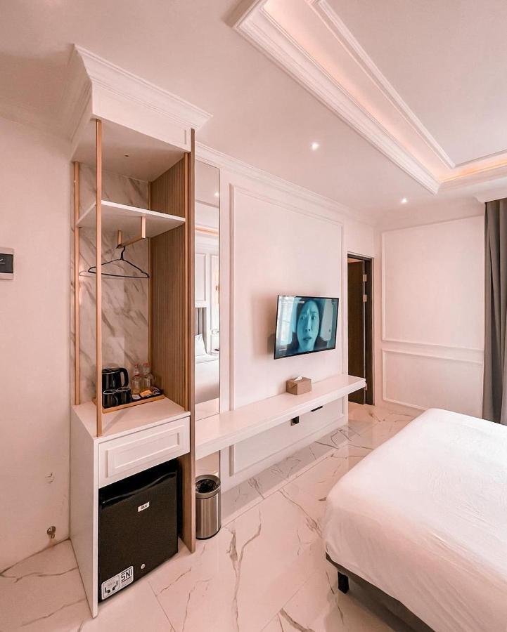 Kala Hotel Semarang Jomblang Εξωτερικό φωτογραφία